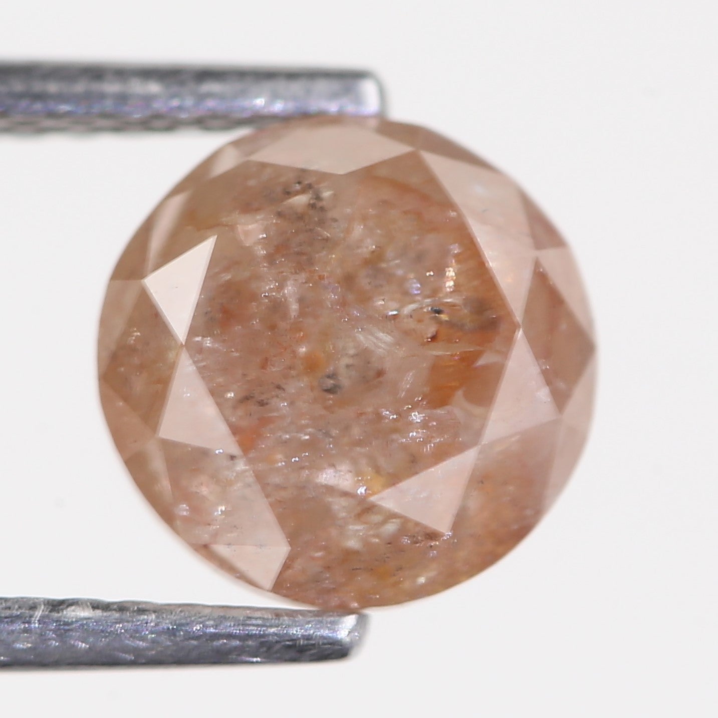 2.31 Carat Natural Orange Round Brilliant Diamond 7.46 MM