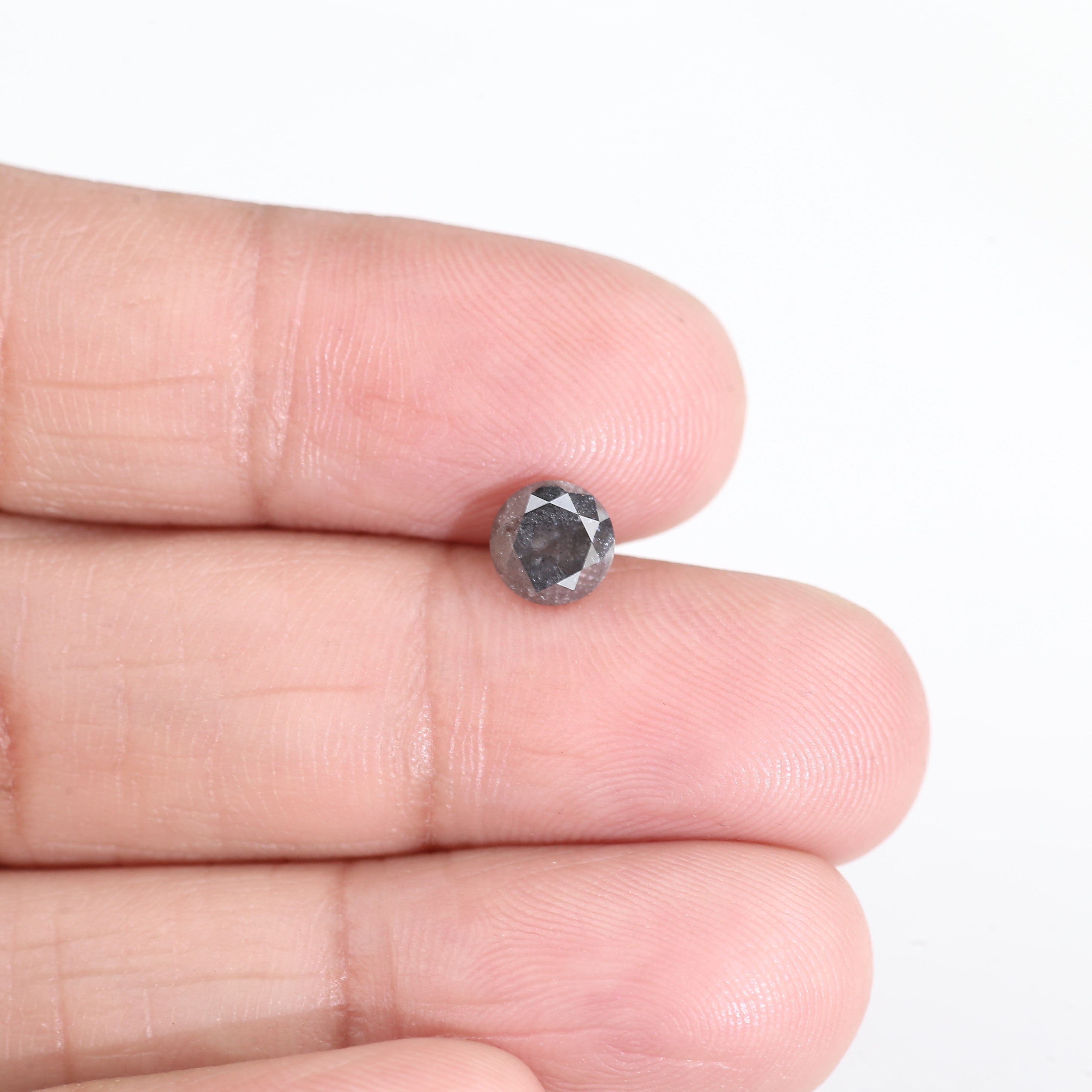 0.99 Carat Natural Round Cut Gray Salt And Pepper Diamond 5.74 MM