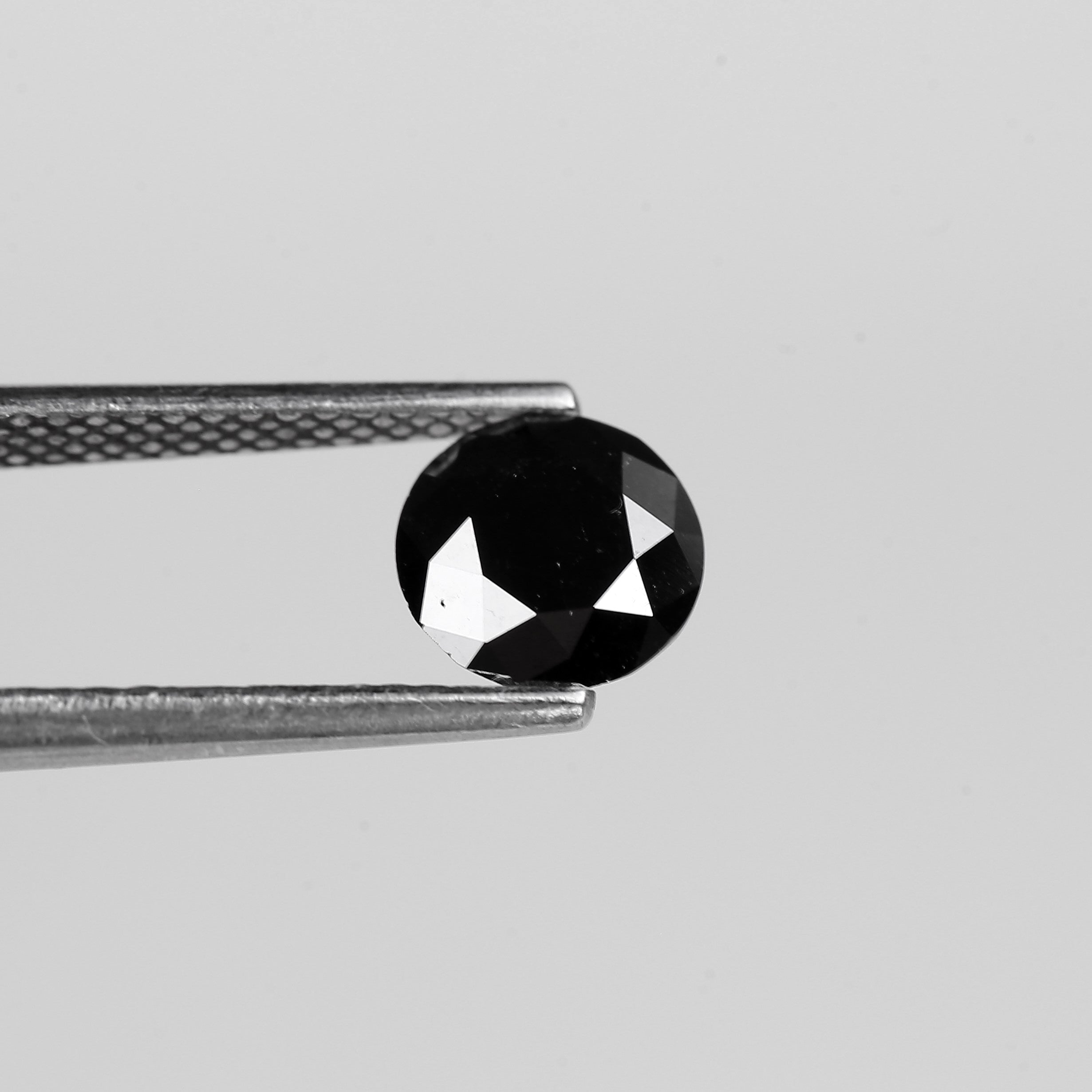 0.91 Carat Natural Round Cut Black Loose Diamond