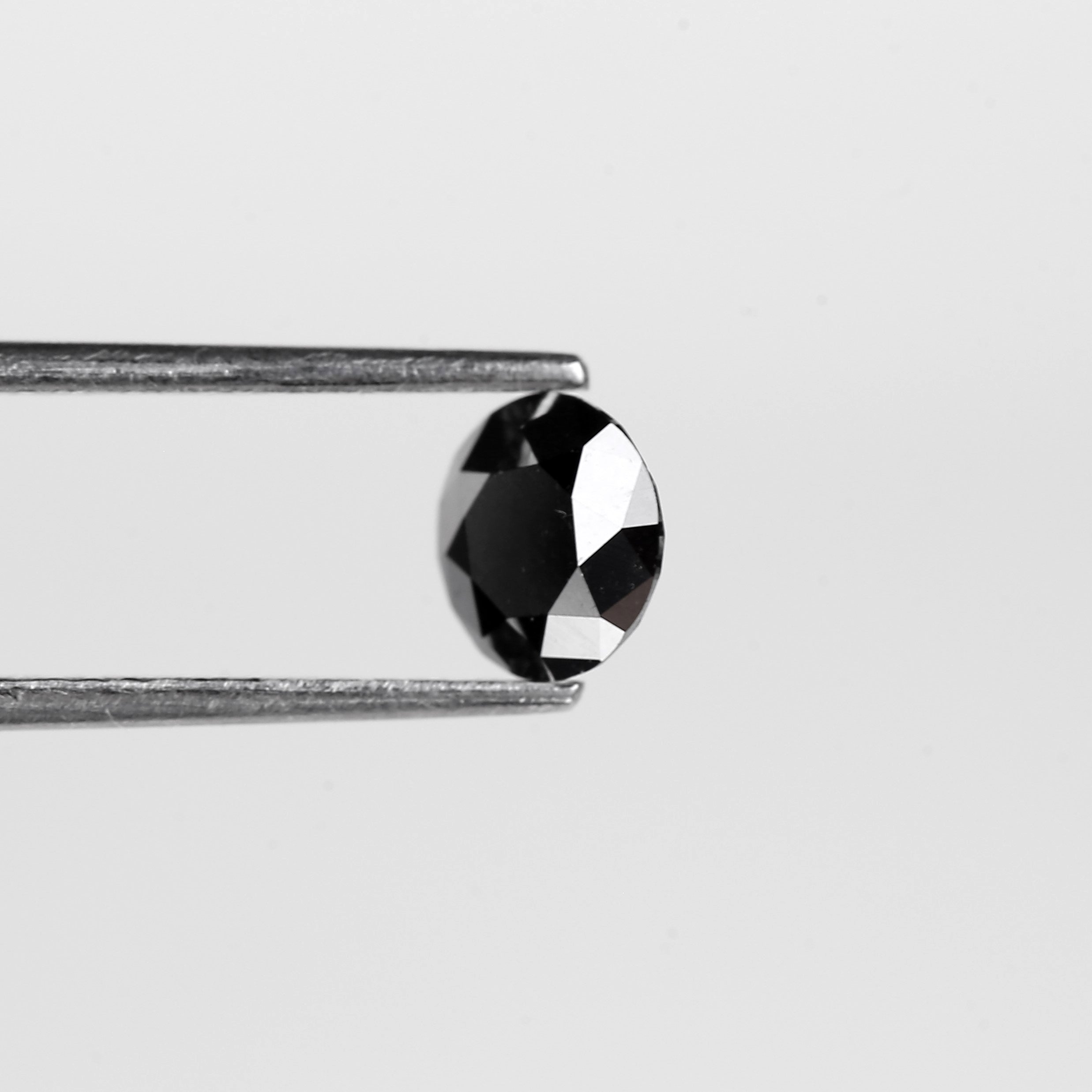 0.91 Carat Natural Round Cut Black Loose Diamond