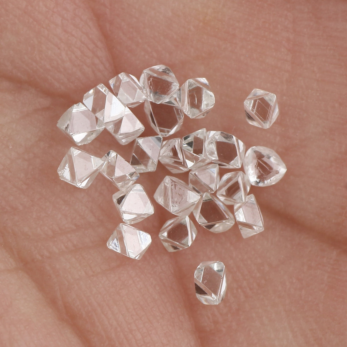 Rough White Octahedron Clear D VVS Diamonds 1.5 MM - 2.50 MM