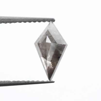 gray loose diamond kite