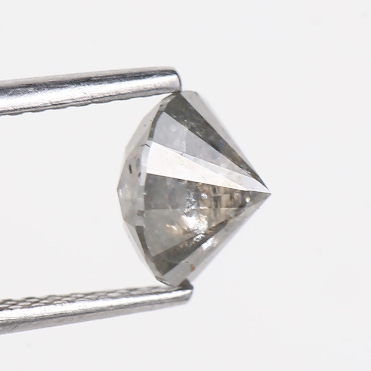 1.52 Carat Natural Round Grey Salt and Pepper Diamond 6.91 MM