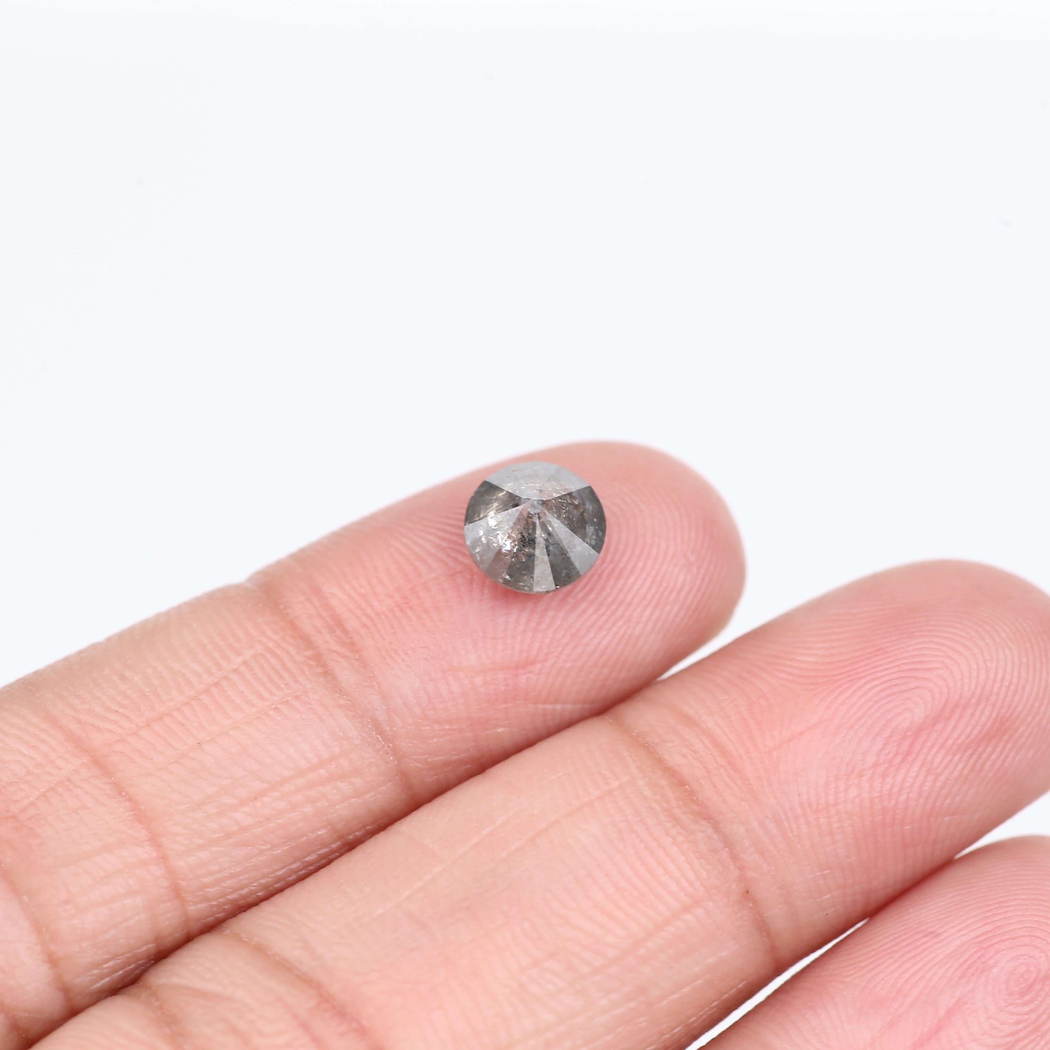 1.52 Carat Natural Round Grey Salt and Pepper Diamond 6.91 MM