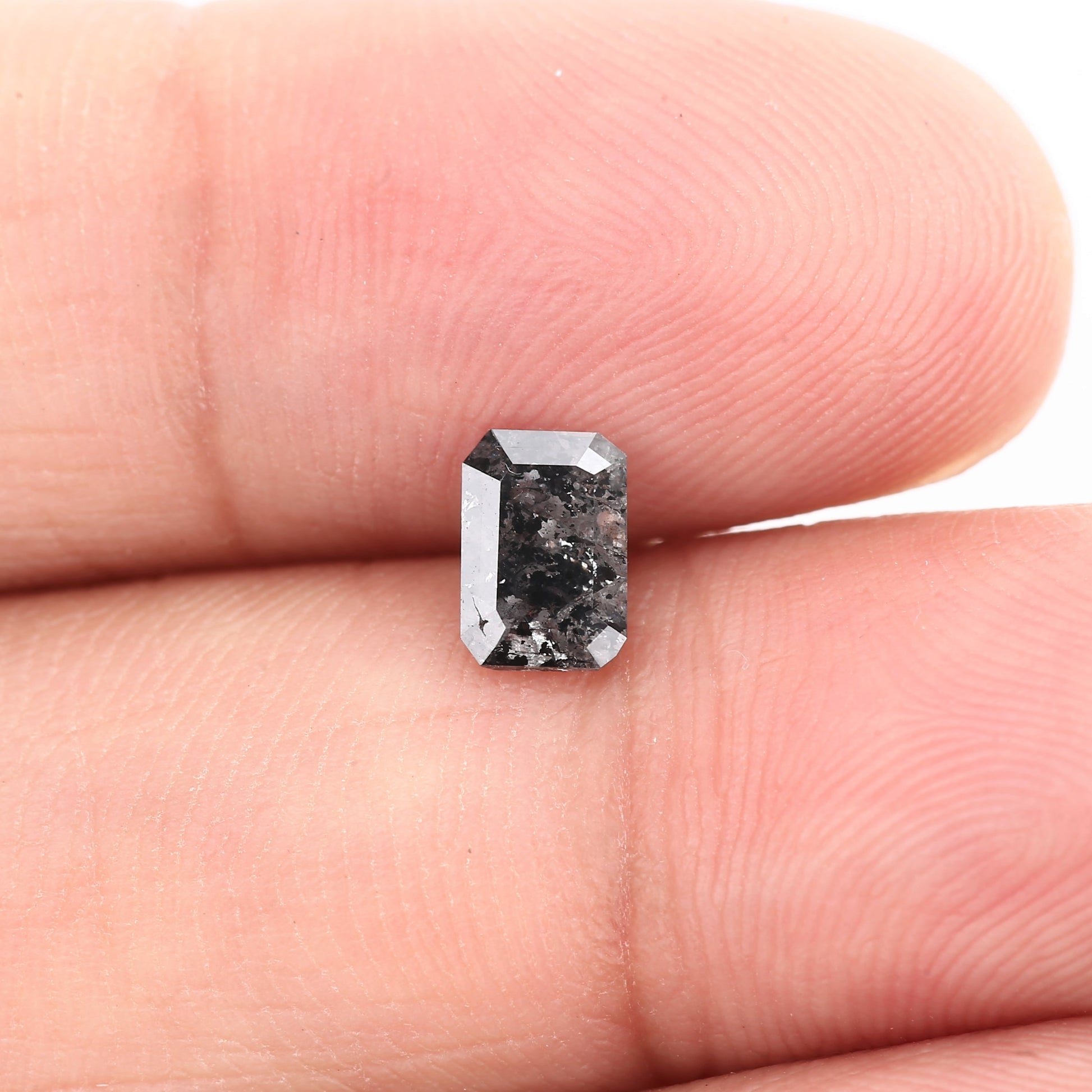 0.61 Carat 6.14 MM Natural Gray Emerald Salt and Pepper Diamond - Blackdiamond