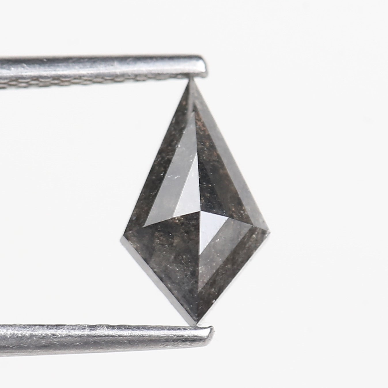 0.98 Carat Natural Fancy Kite Gray Salt And Pepper Diamond 9.57 MM