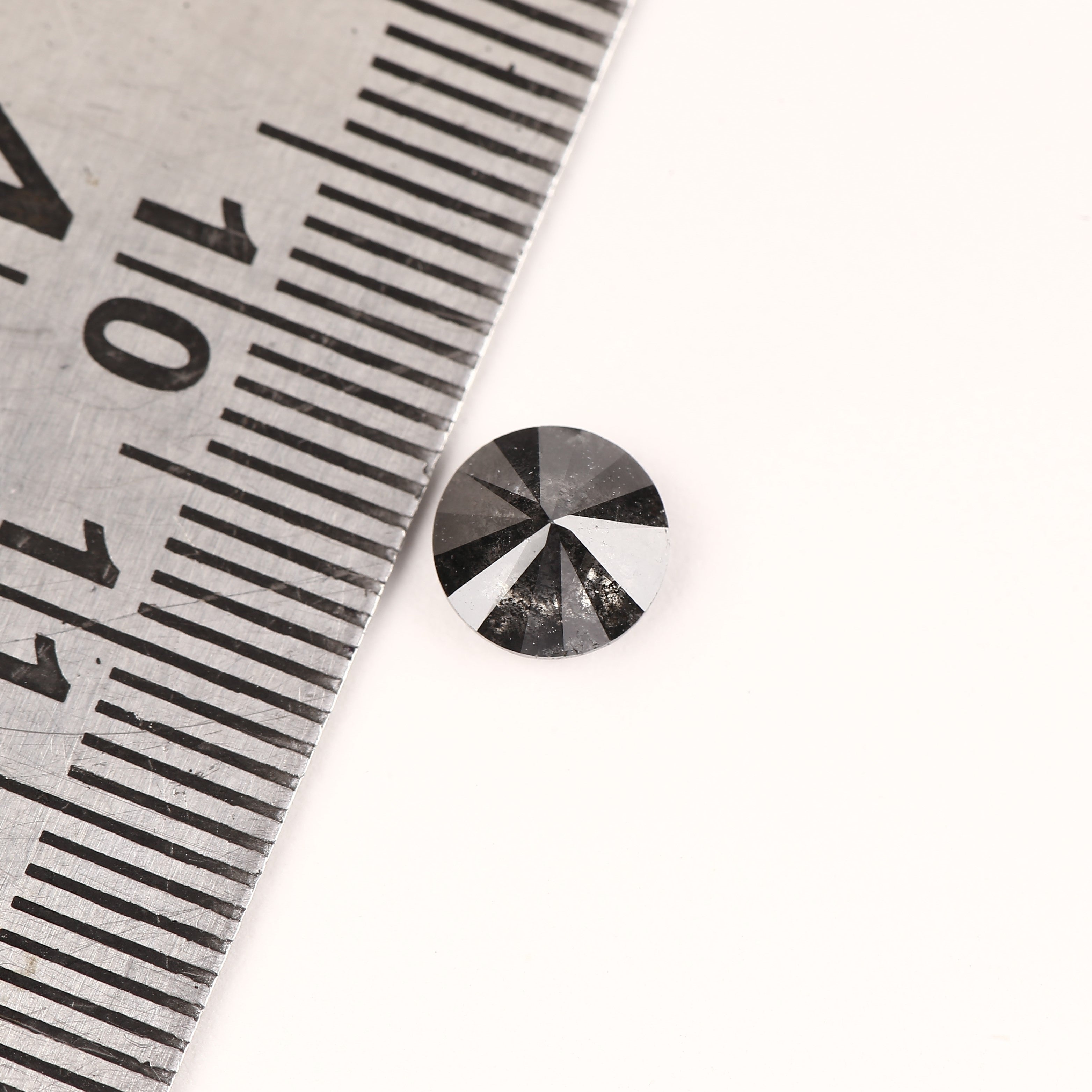 1.30ct Natural Round Shape Black Salt and Pepper Diamond 6.6 MM