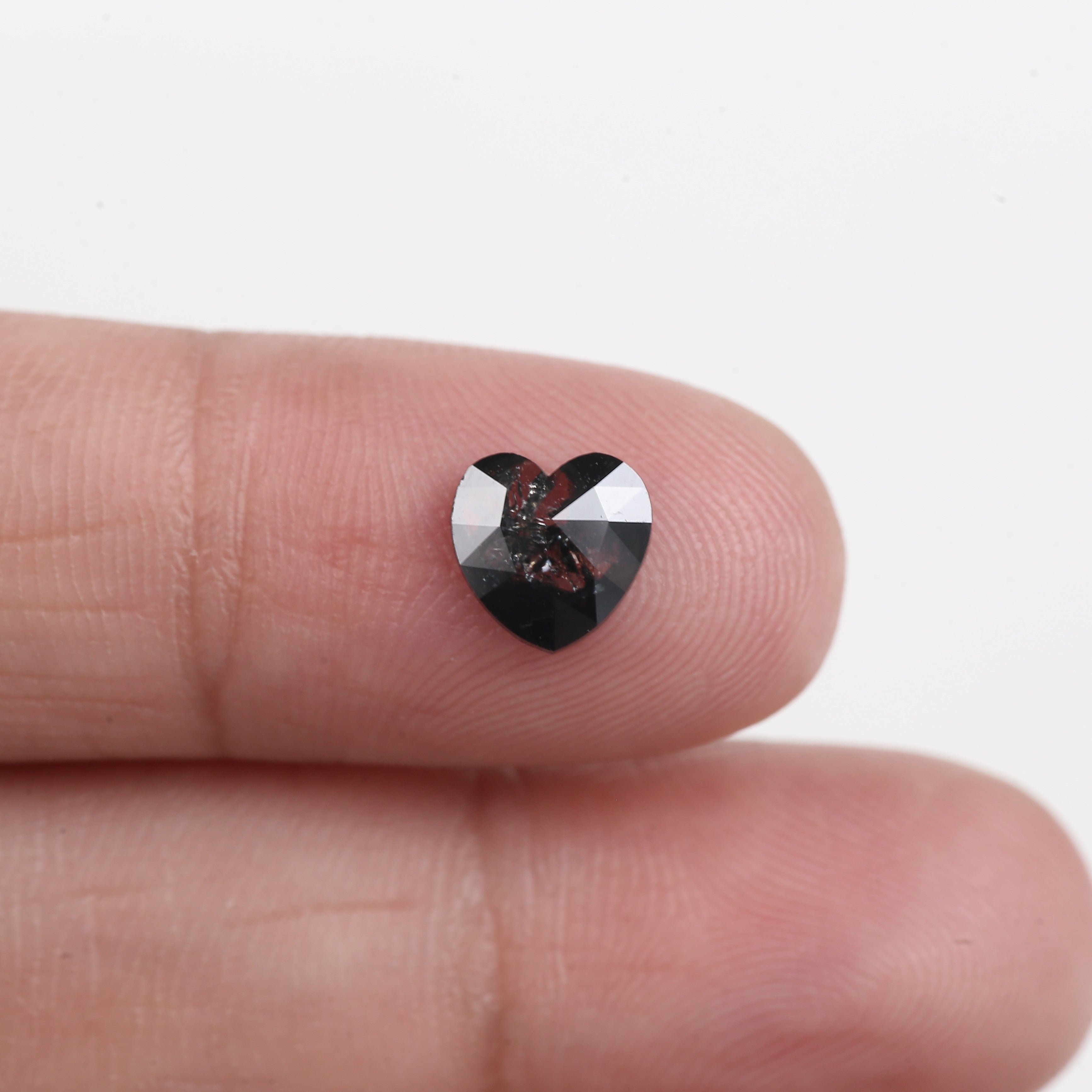 0.91 Carat Natural Black Loose Heart Shaped Salt And Pepper Diamond 7.10 MM