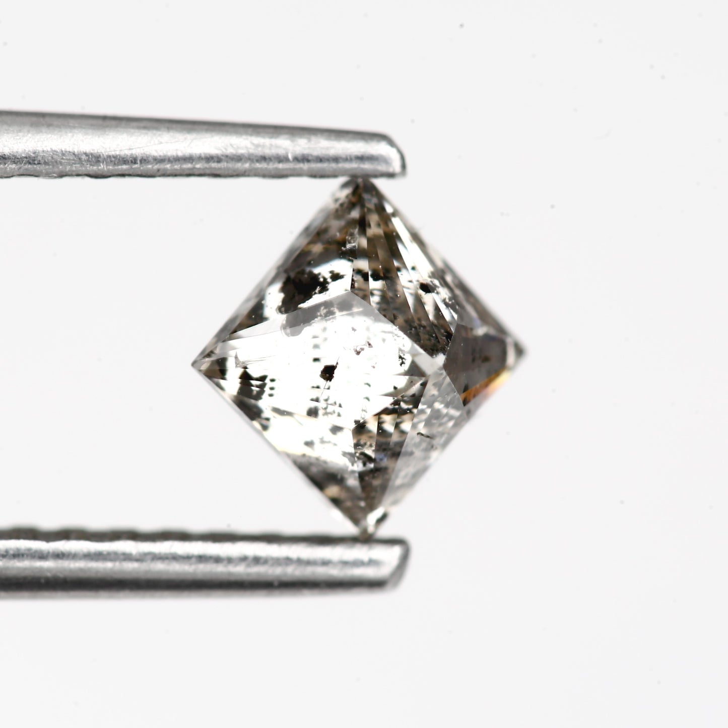 gray salt and pepper diamond