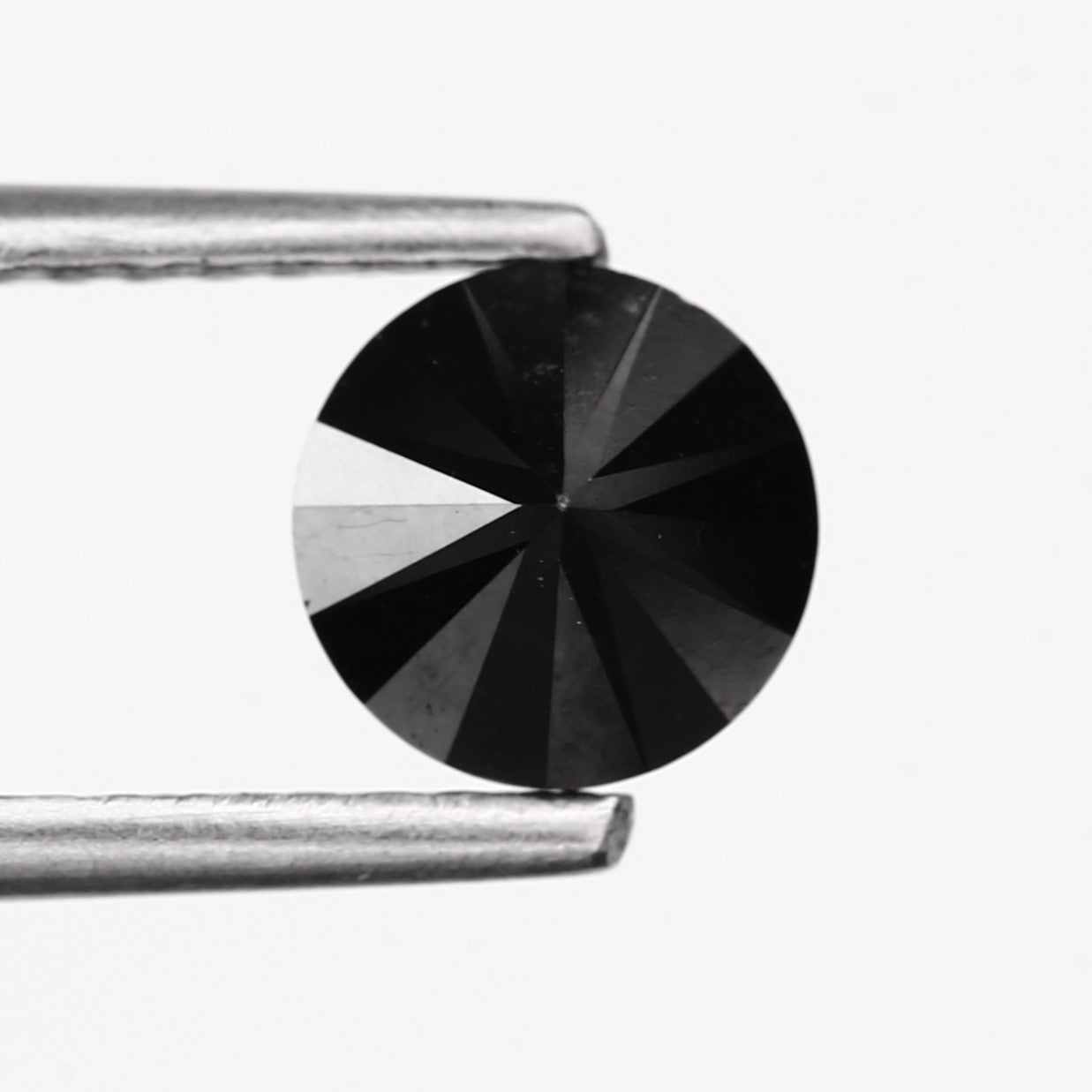 round cut black diamond