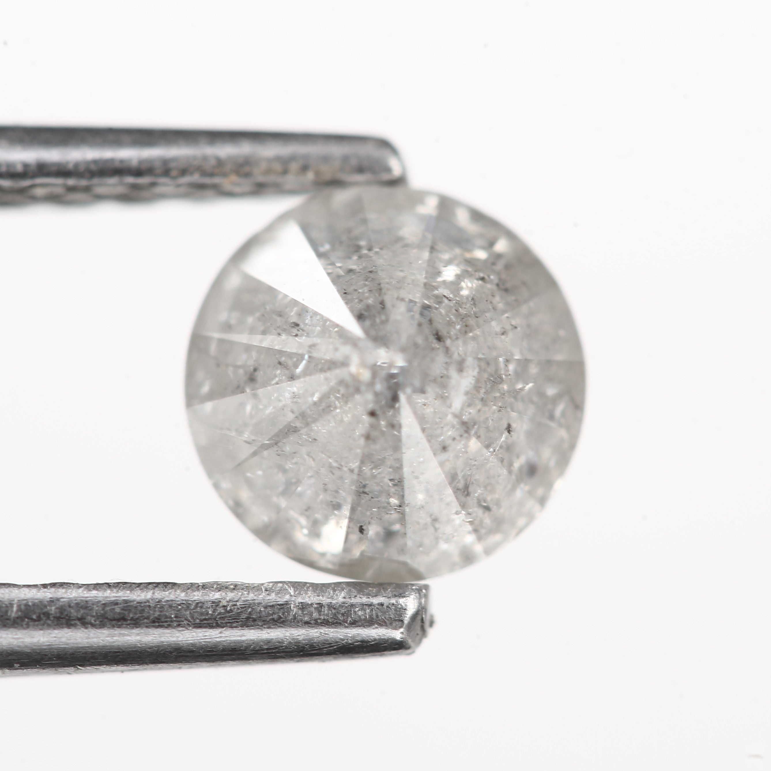 NATURAL-ROUND-SALT-AND-PEPPER-DIAMOND-BLACK-DIAMOND-ONL-01