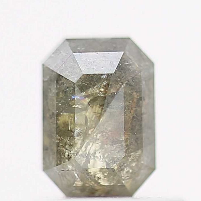 gray-emerald-natural-diamond