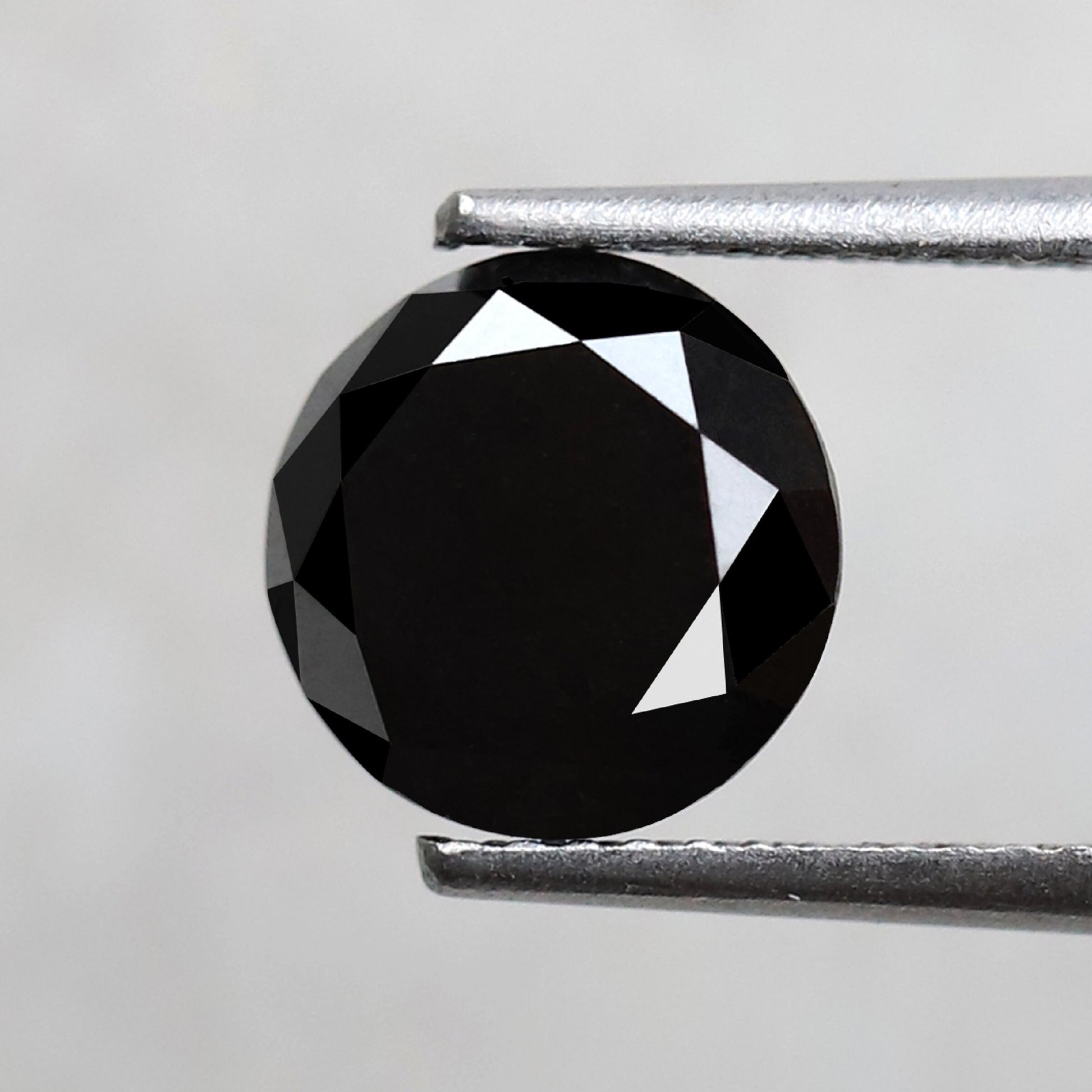 2.50 Carat Natural Black Diamond Round Shape For Sale At Wholesale Price - Blackdiamond