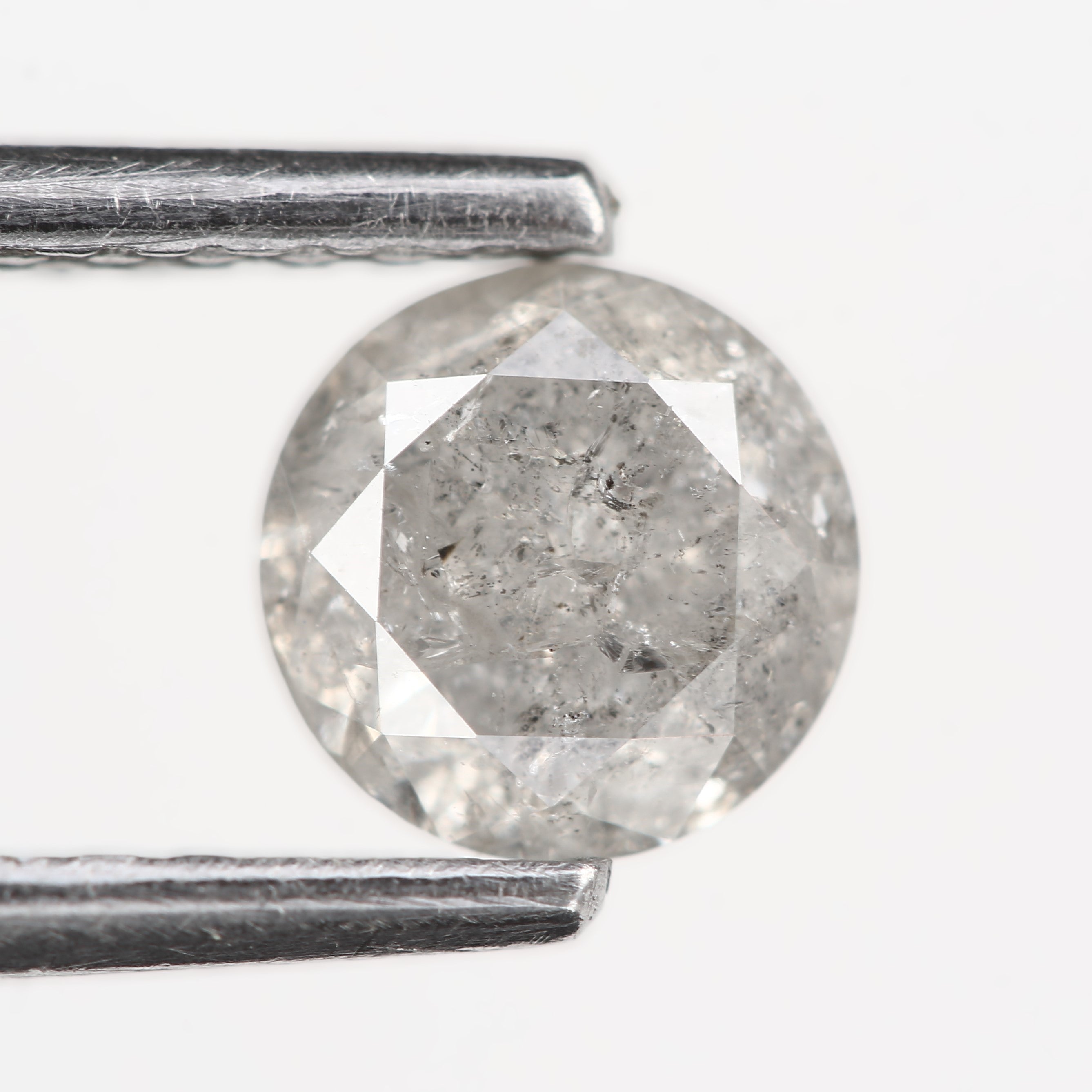 5-MM-ROUND-SALT-AND-PEPPER-DIAMOND-BLACK-DIAMOND-ONL-01