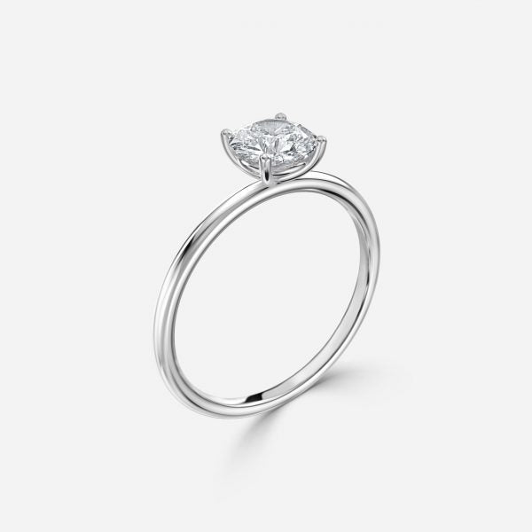 Bdaya Round Solitaire Engagement Ring 14K / 18K Solid Gold