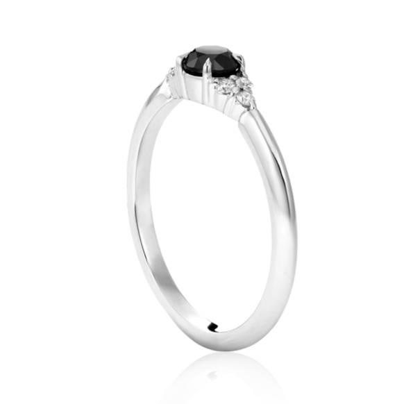 Swaro Black and White Diamond Ring - Blackdiamond